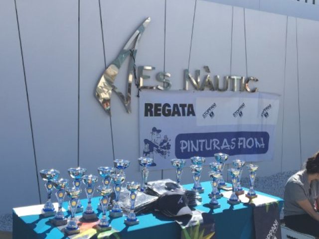 Regata vela ligera trofeo pinturas fiona stoppani